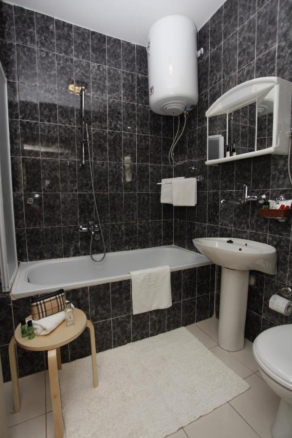 Apartments Perovic 布德瓦 外观 照片